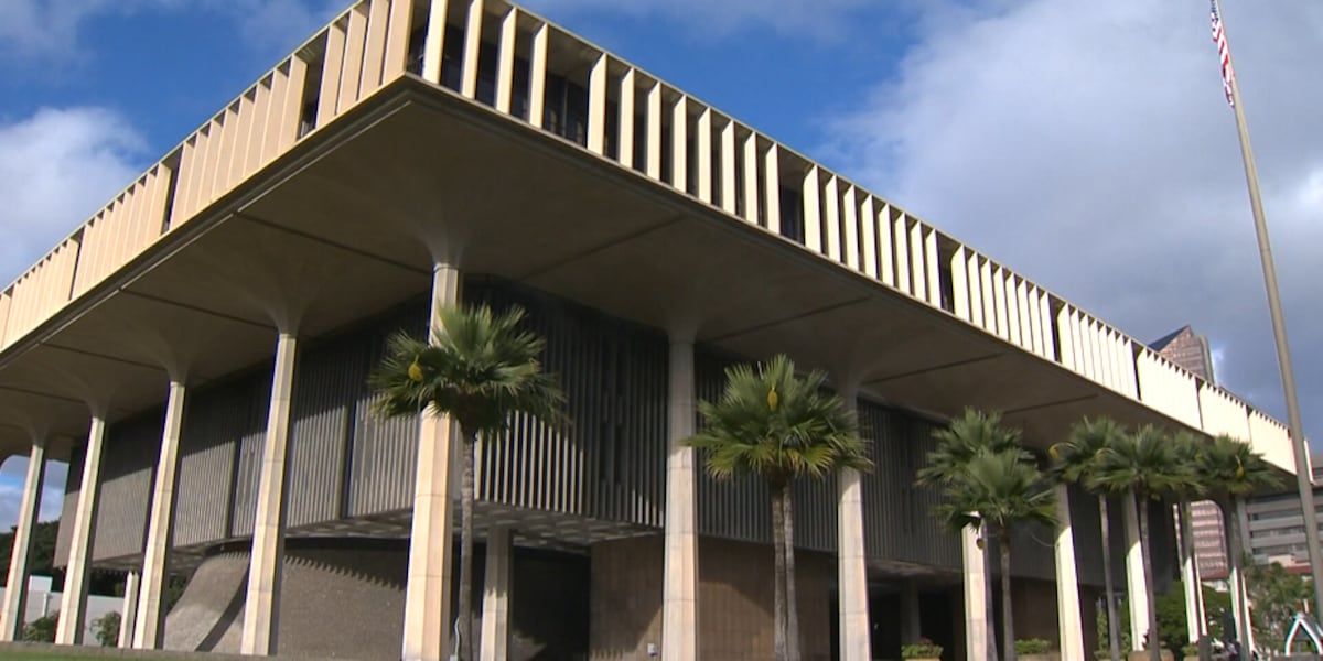 All clear given at State Capitol after bomb threat scare