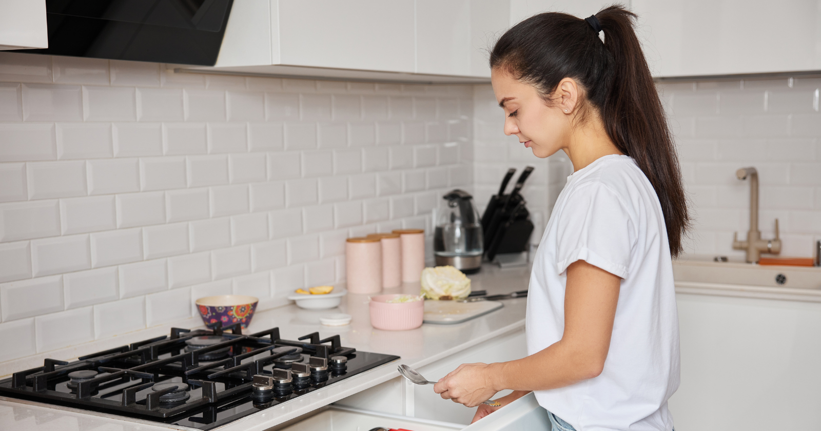 Psychology says people who compulsively tidy and reorganize aren't control freaks